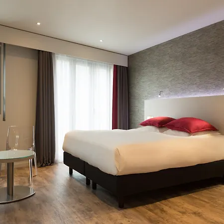 Grand De Courtoisville - Piscine & Spa, The Originals Relais 4* Saint Malo