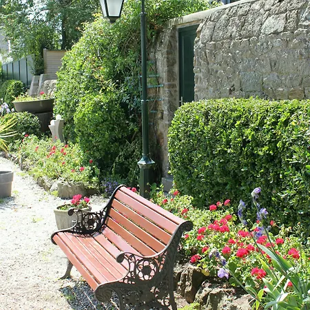 ホテル Grand De Courtoisville - Piscine & Spa, The Originals Relais